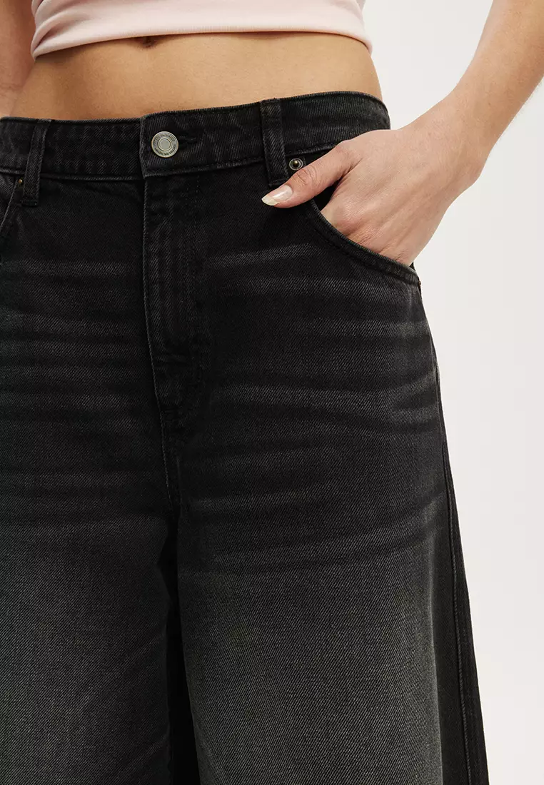 91 Baggy Denim Jorts