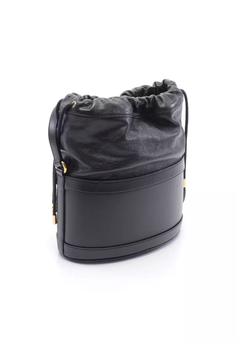 Pre-loved GUCCI Horsebit bucket bag Shoulder bag leather black