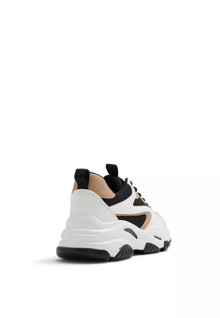 Refresh Sneakers