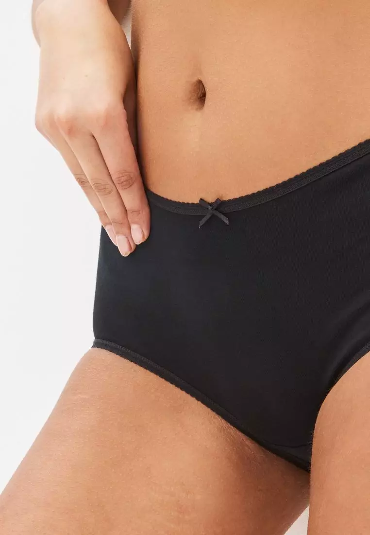 Buy Black Midi No VPL Scallop Edge Knickers from the Next UK online shop