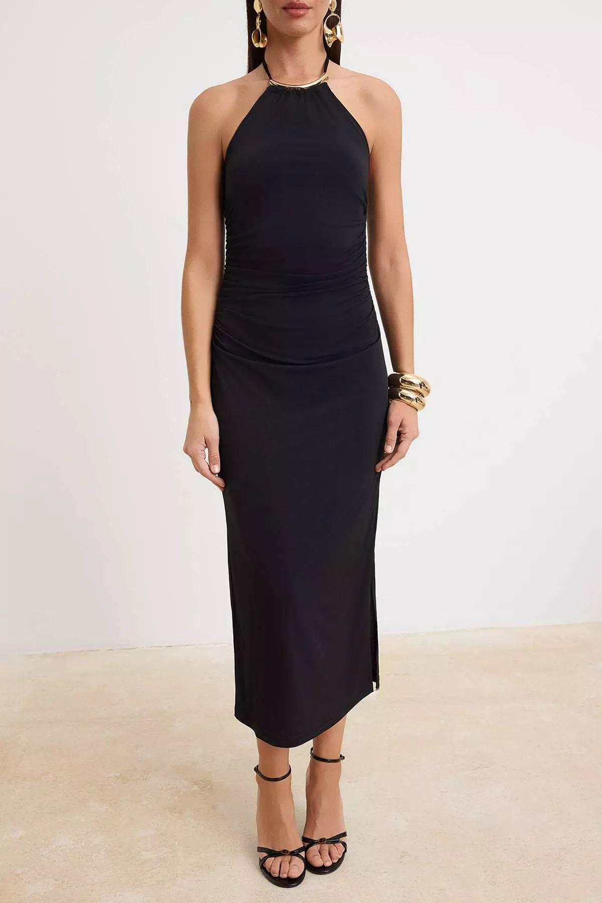 Black Halter Neck Midi Sandy Dress With Shiny Accessories Tprss26El00300