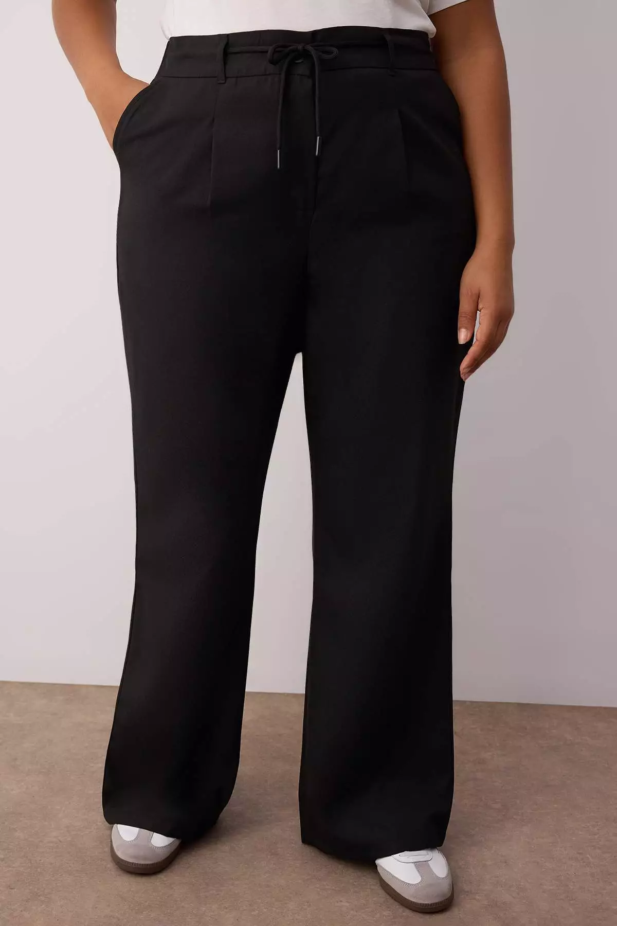 Black Rubber Waist Woven Plus Size Pants Tbbaw26Ar00000