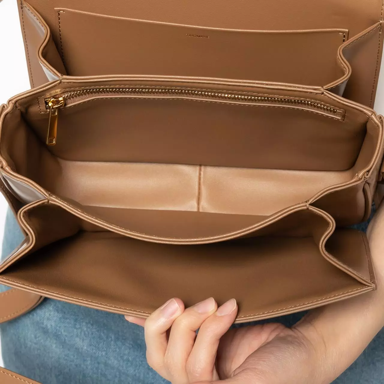 Medium Triomphe Bag In Shiny Calfskin Bronze