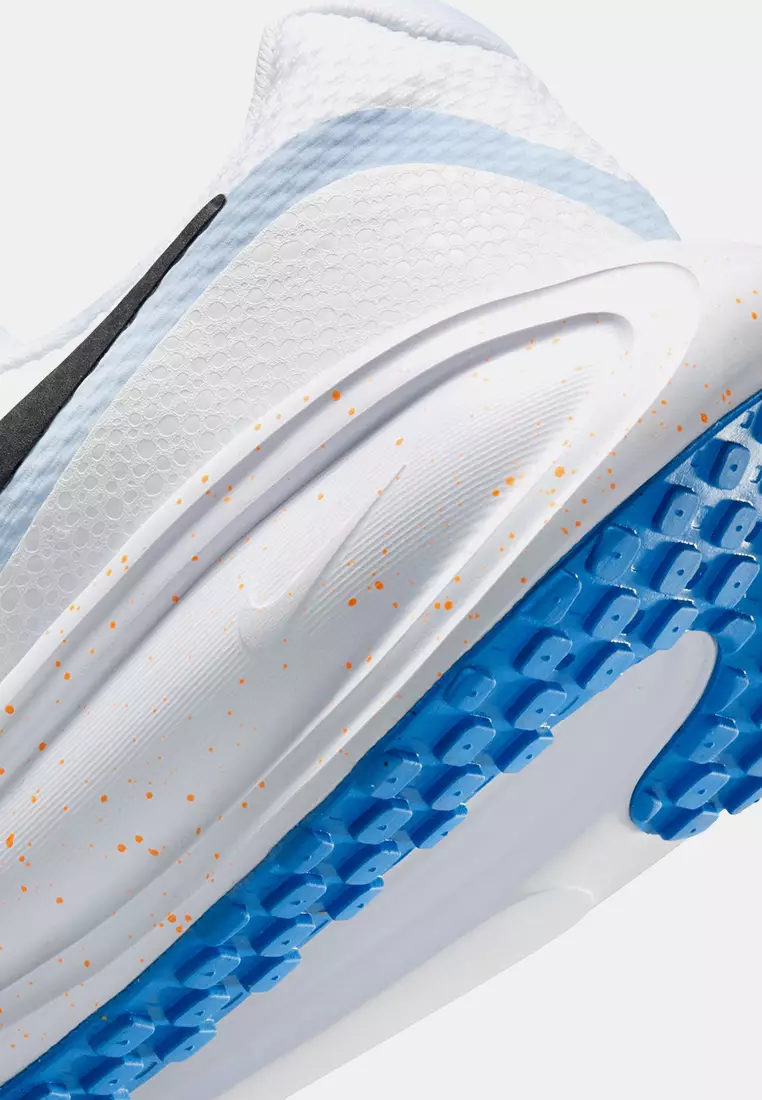 Revolution 8 Road Running Shoes (Wide)