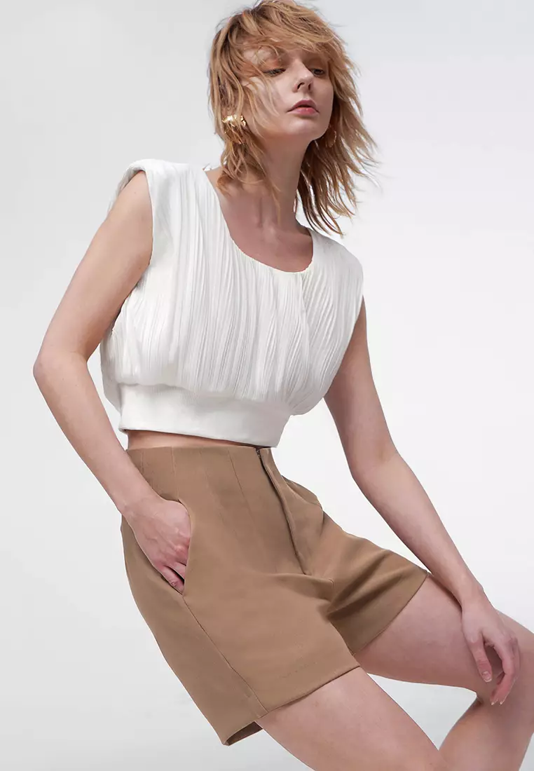 Wide Shoulder Plissé Top