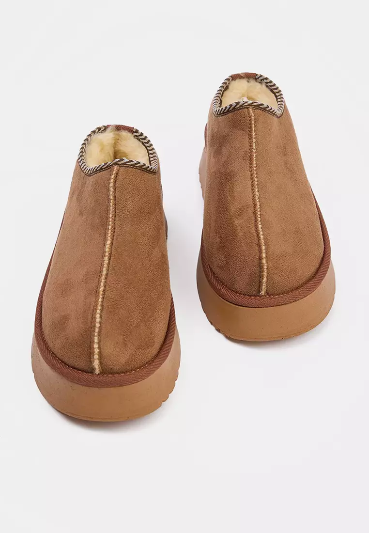 Tan Embroidery Detailed Thick Sole Women's Ankle Boots With Fur Inside Takaw26Bo00003