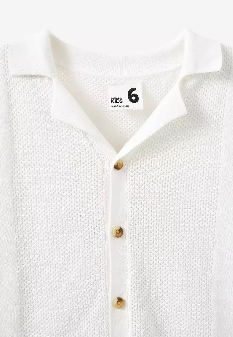 Knitted Short Sleeves Shirt