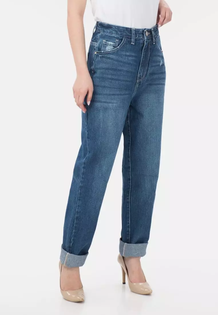 Ripped Boyfriend Slim Fit Jeans