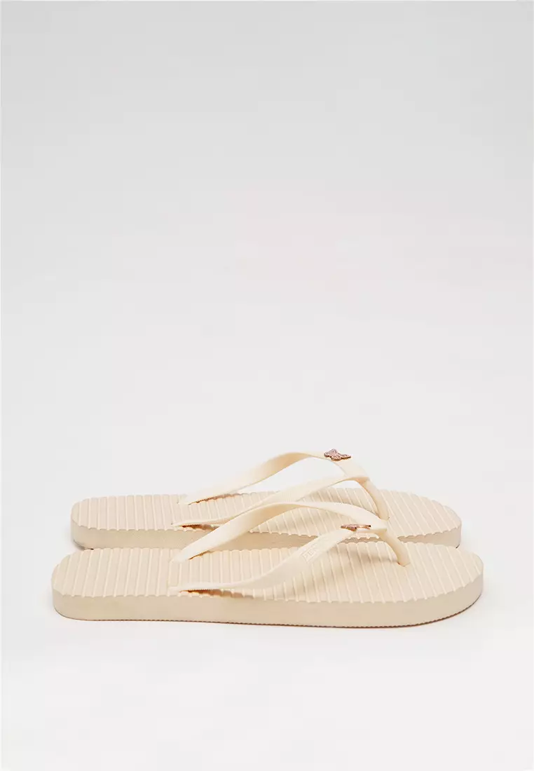 Discount on Penshoppe  shoes - SKU: Women's Regular Flip Flops With Metal Pin
