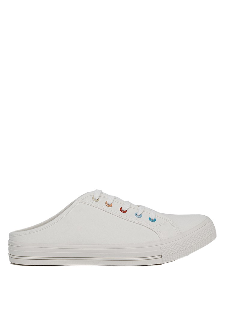 Flying Club Cloudy Rounded Toe Men Sneakers