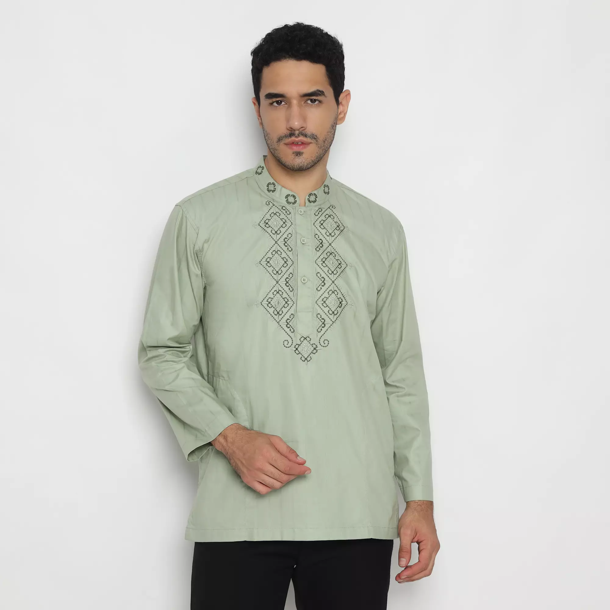 Platini Kemeja Koko Pria Lengan Panjang Katun Sage Green 061015