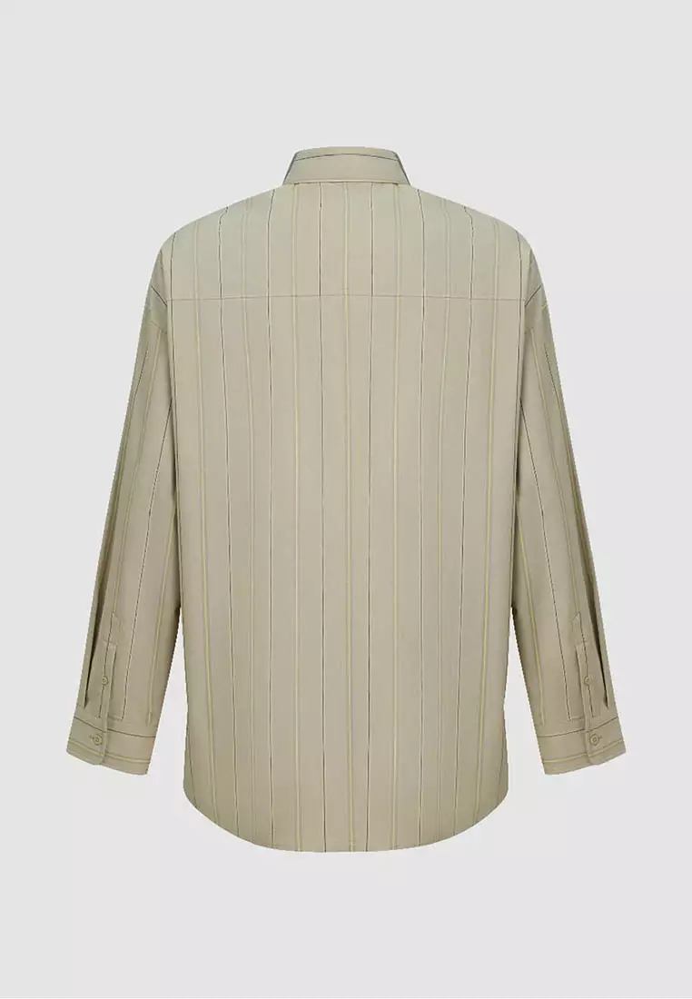 落肩袖宽松型开襟衬衫