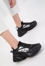 Black/Black