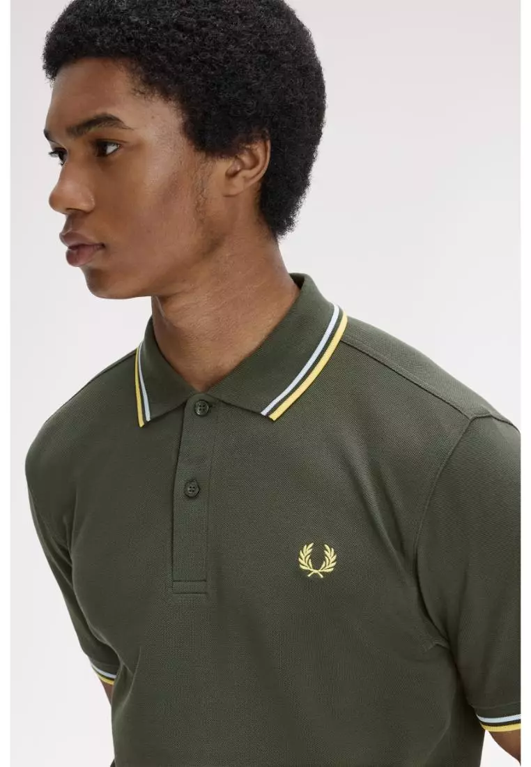 Fred Perry M3600 Twin Tipped Fred Perry Shirt (Hunting Green / Light Ice / Lemon Barley)