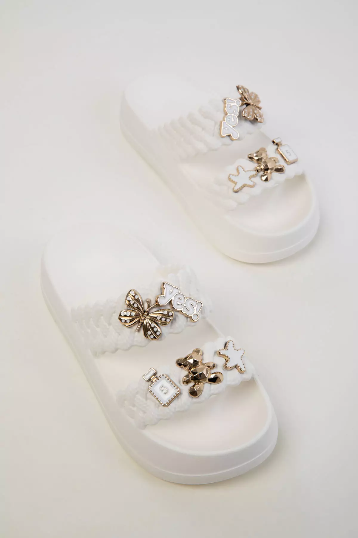 White Women's Slippers 20305