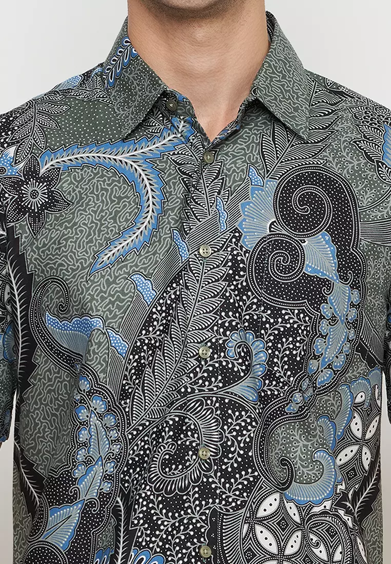 Slimfit Rayana Olive Kemeja Batik Pria Lengan Pendek