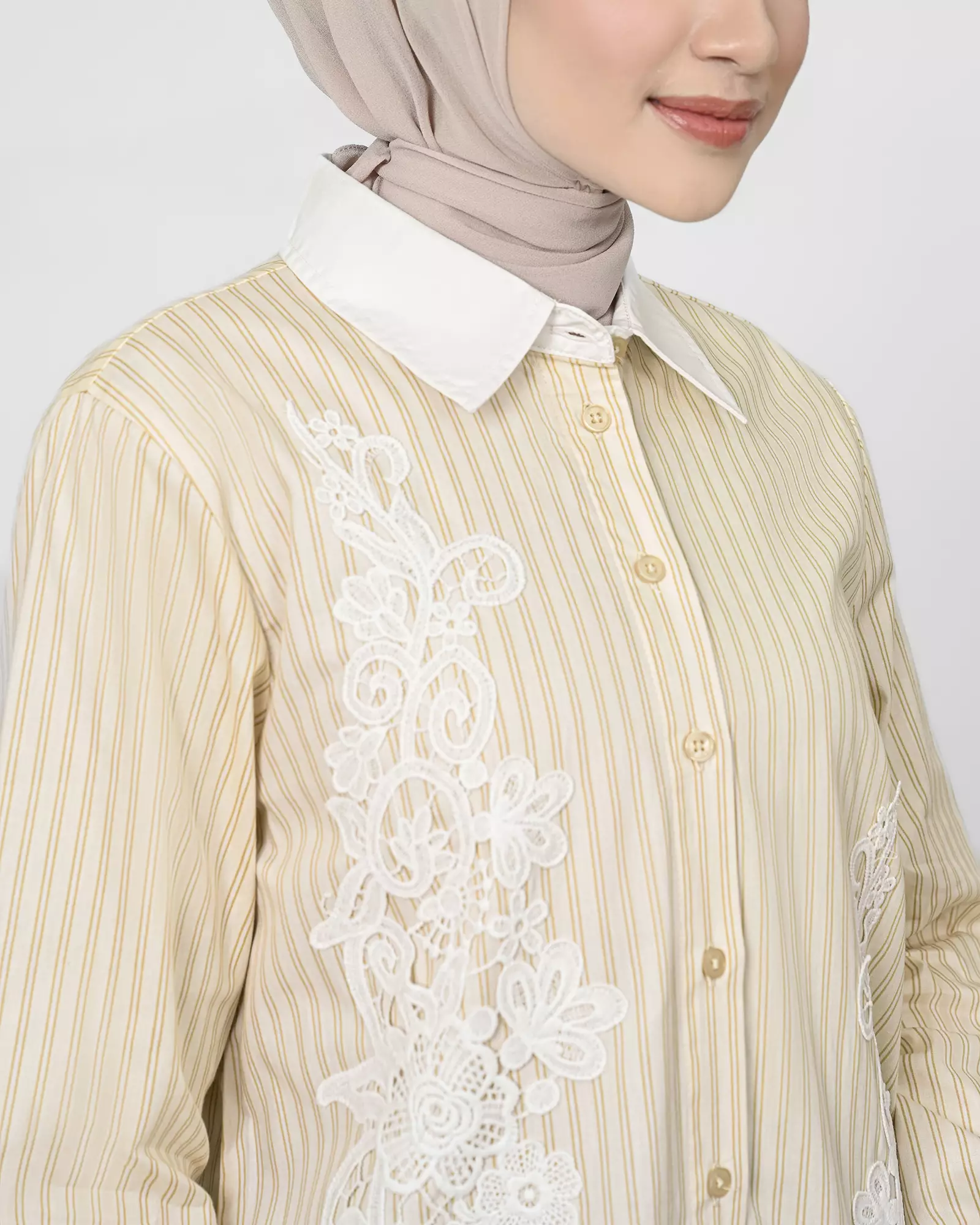 Geulis.id SHEA SHIRT - BEIGE
