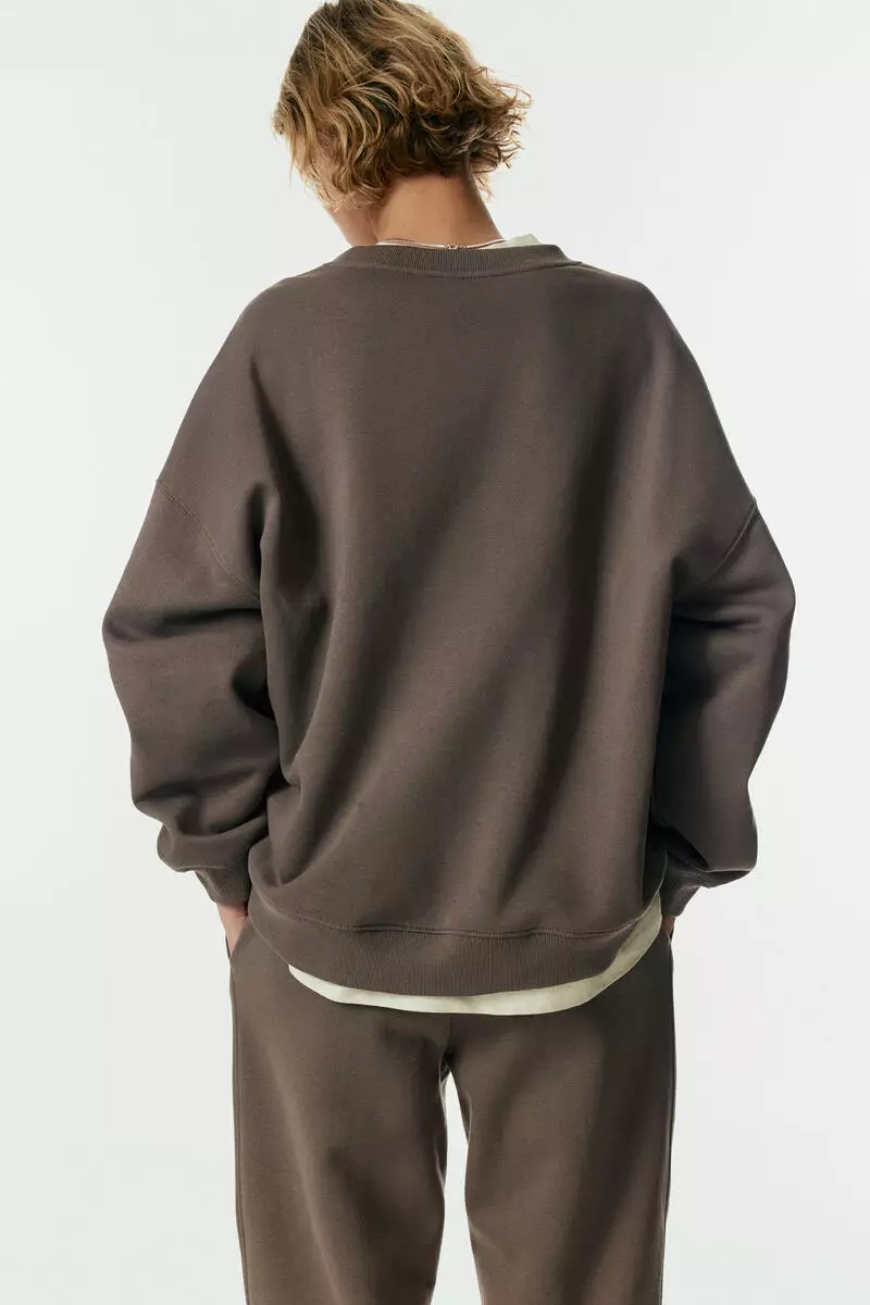 Oversized sweatshirt