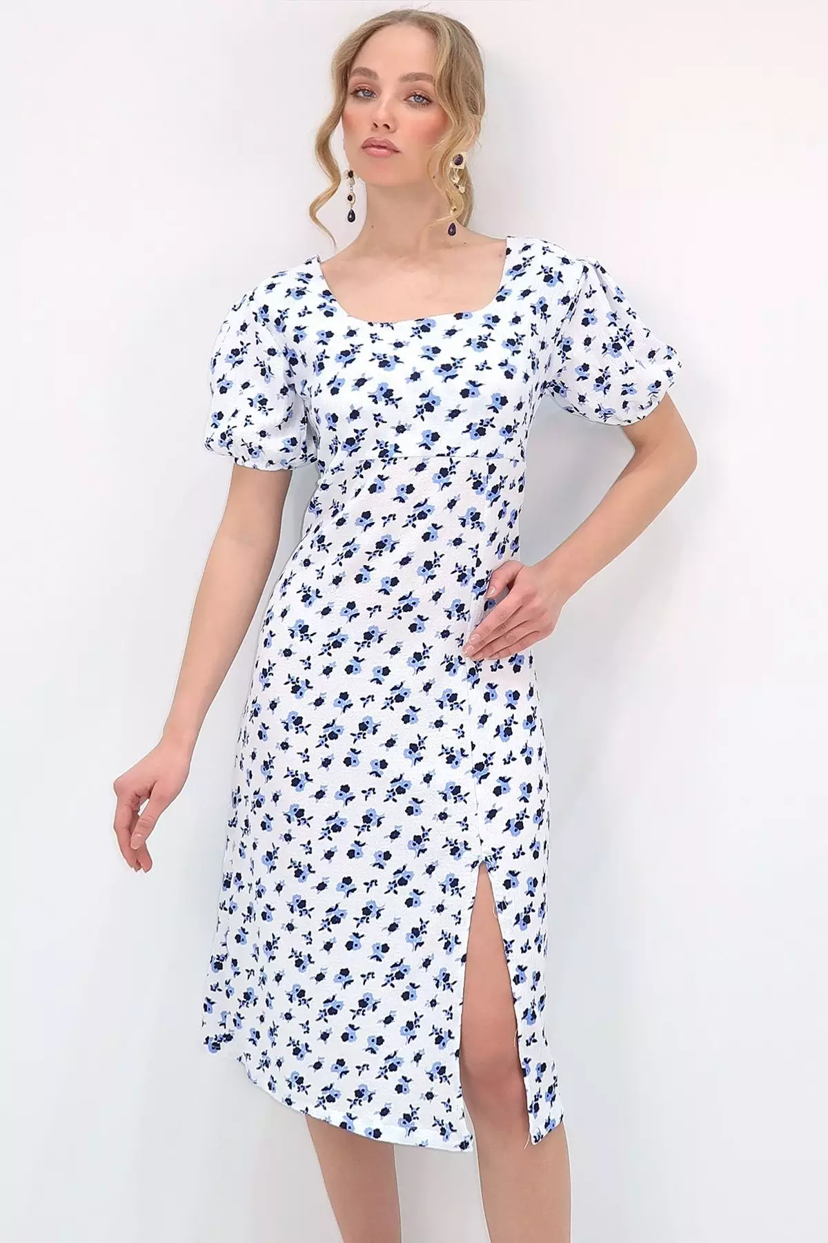 Buy Alacati Floral Pattern Midi Dress 2024 Online ZALORA