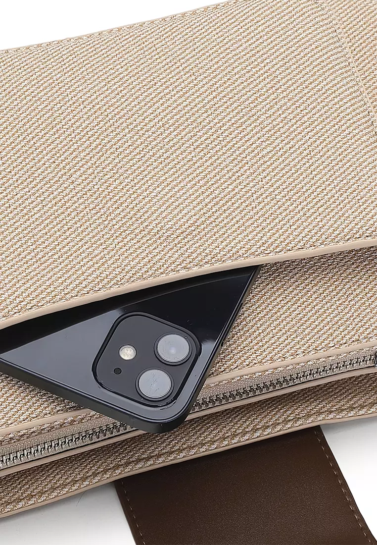 Women's Sling Bag / Crossbody Bag / Shoulder Bag (Tas Selempang Wanita / Tas Bahu Wanita) - Krem