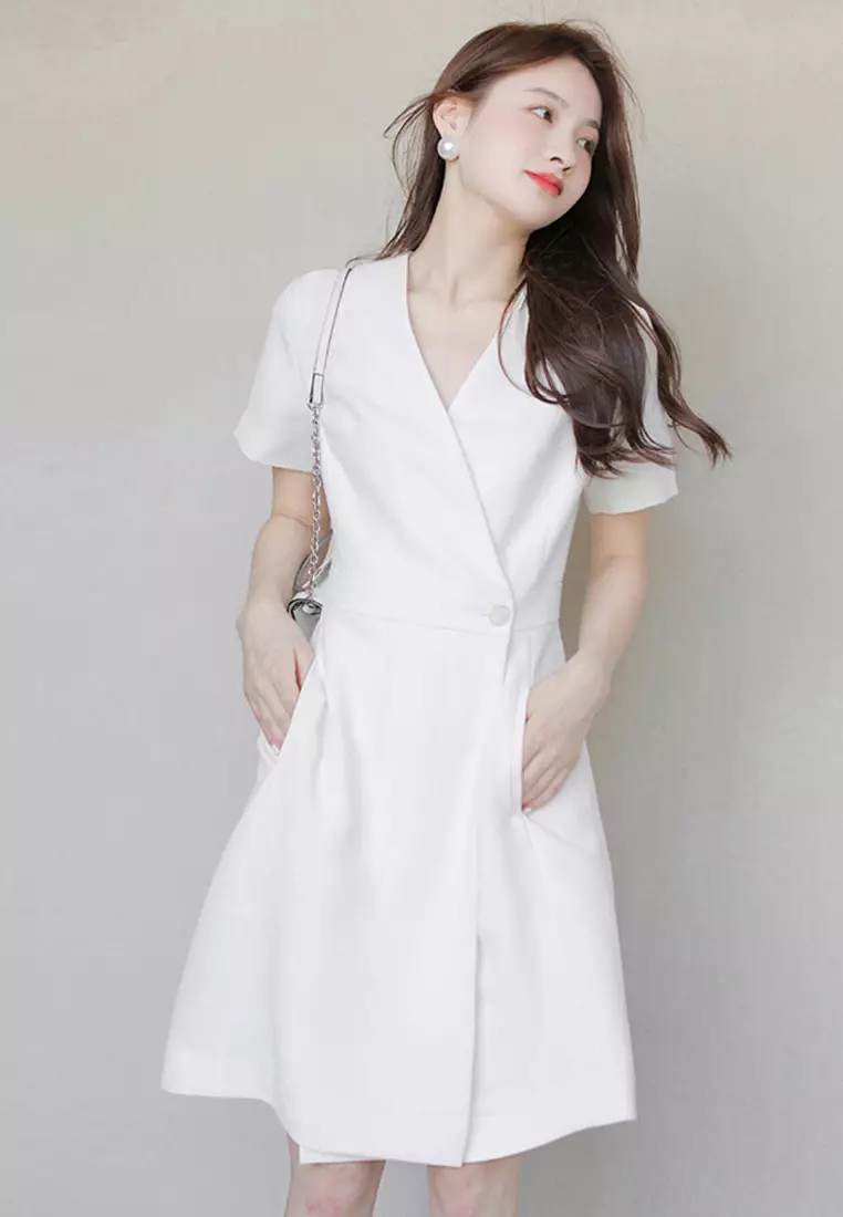 2025 S/S Simple Temperament Chic Waist One Piece Dress A23021507