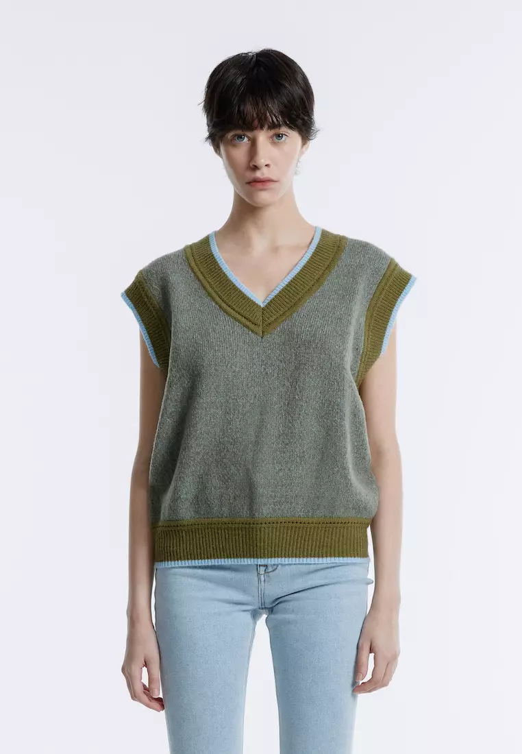 Contrast Color Sweater Vest