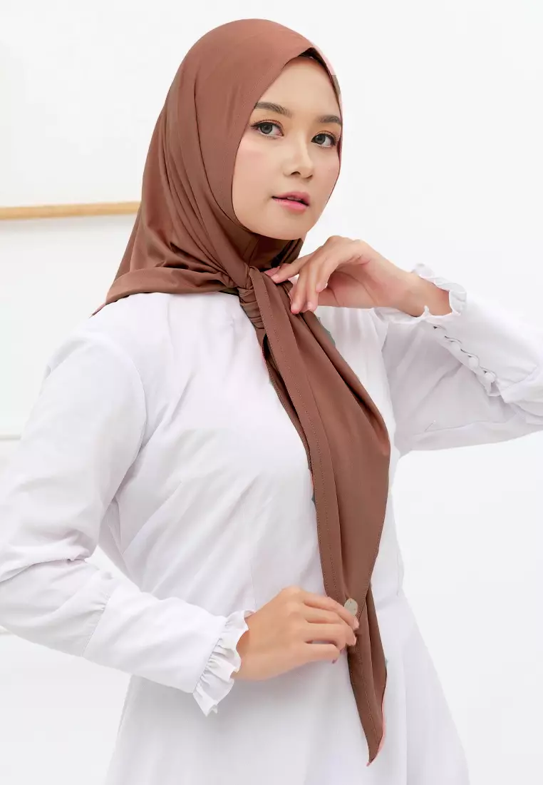 Jilbab Wanita Instan Curve Hijab Choco