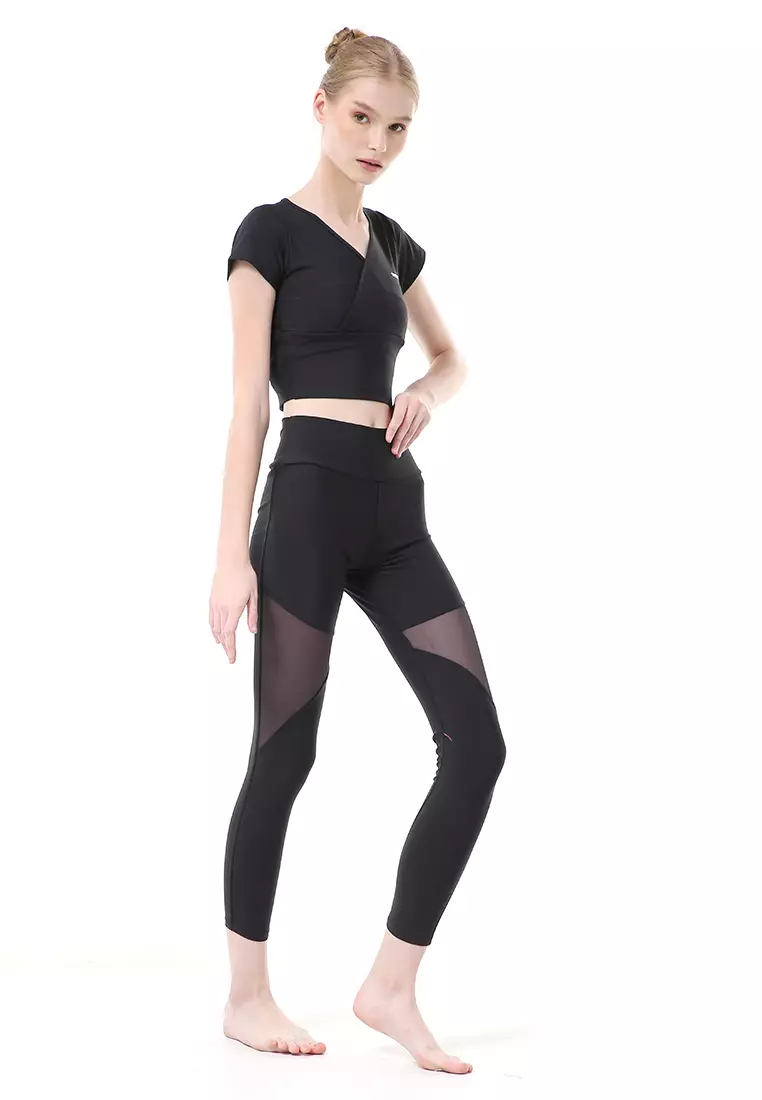 Jovita One Set Atasan Bawahan Baju Senam Aerobik Relaxed Fit - Hitam