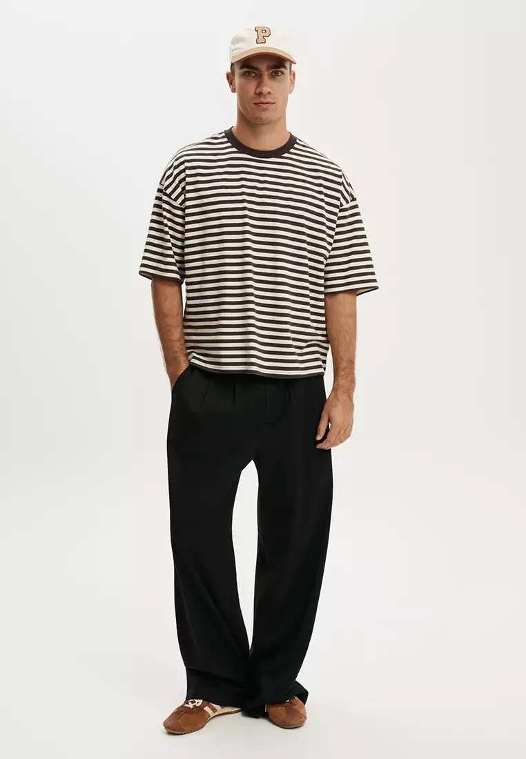 Cropped Fit T-Shirt