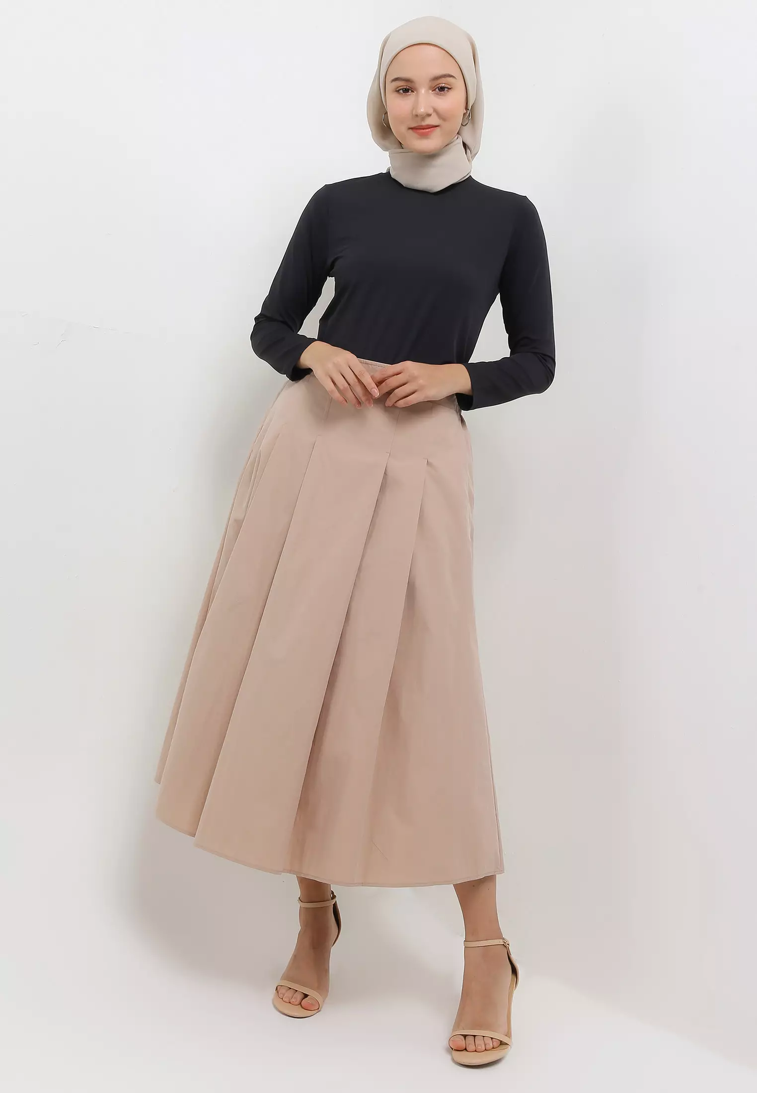 MFMW Naime Rok Panjang Khaky