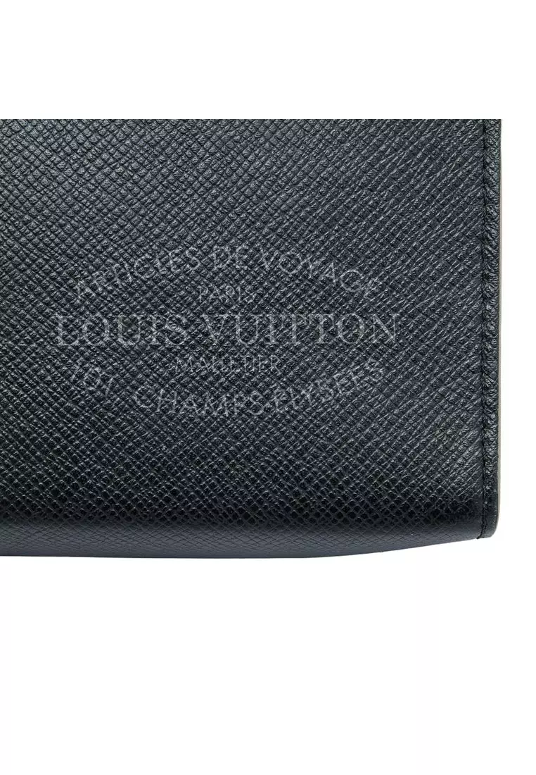 Pre-Loved Louis Vuitton Taiga Articles De Voyage Pochette Voyage Mm