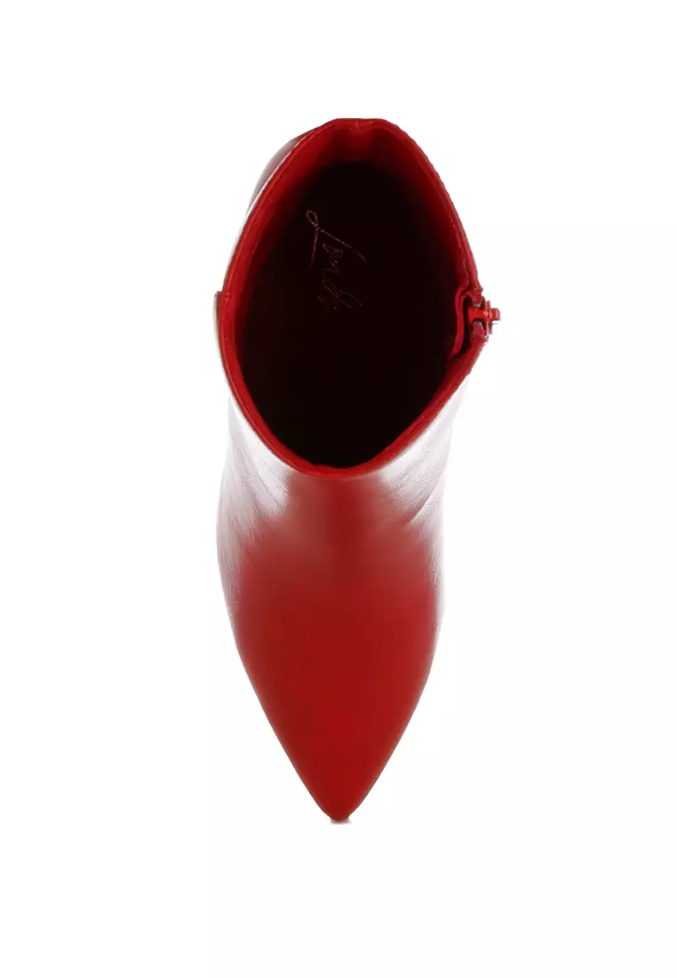 Sepatu bot kulit imitasi warna merah