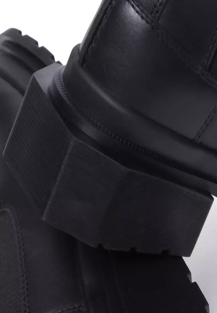 Maybole Chelsea Wanama Leather Black Boots Women