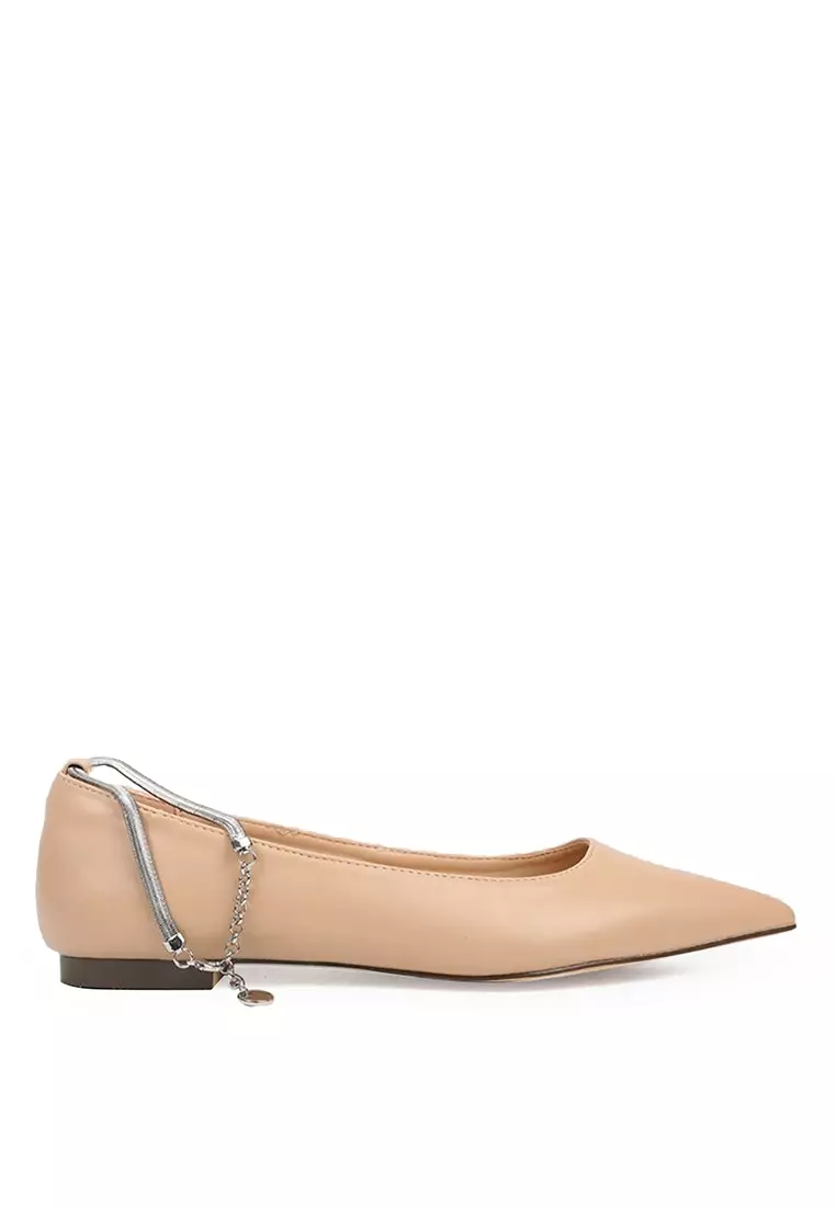Pointed on sale toe ballerinas