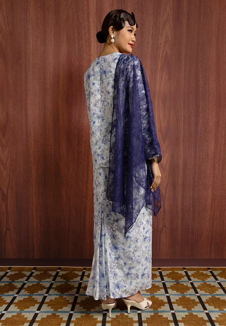 ARINA KEBAYA SET WITH SHAWL