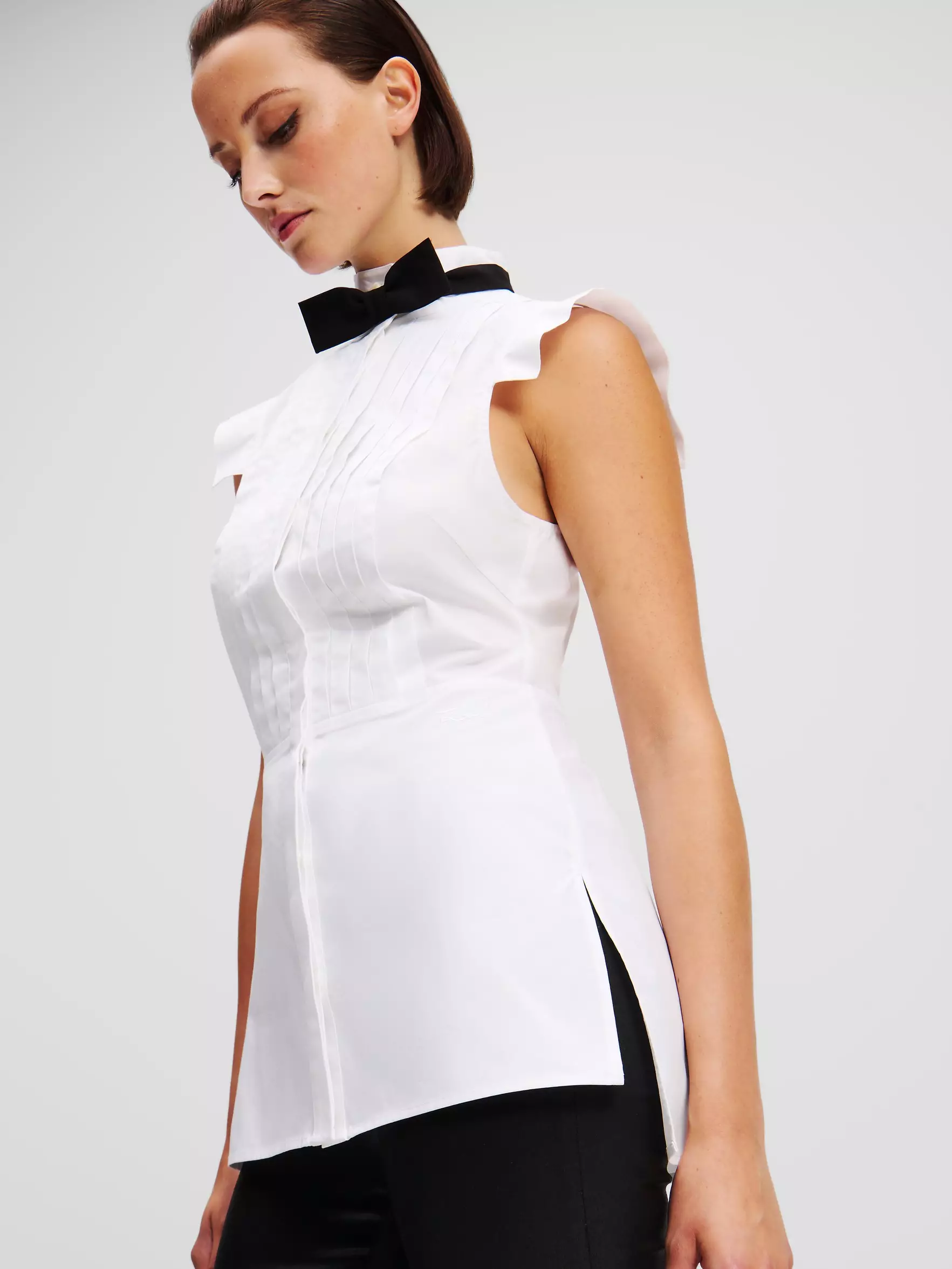 Sleeveless Bow Tie Blouse