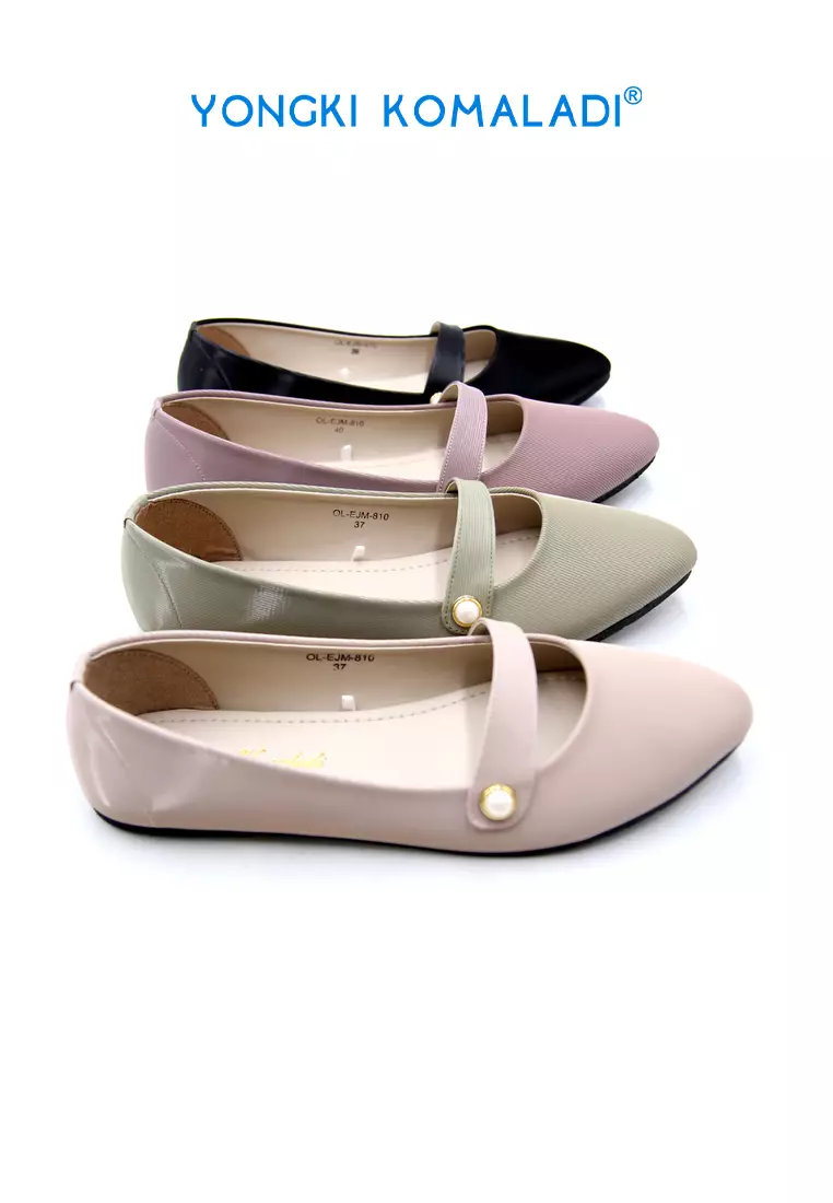 Jual Yongki Komaladi YONGKI KOMALADI FLAT SHOES OLEJM810 HITAM Original 2024 ZALORA Indonesia