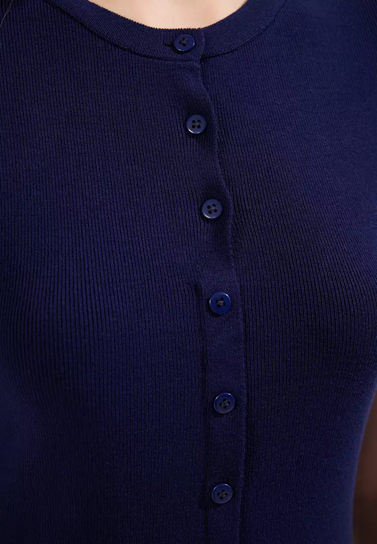 Navy Blue Crew Neck Thin Blouse TWOSS25BZ00300