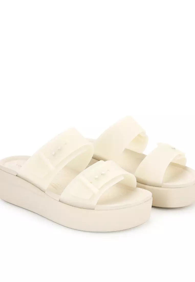 Brooklyn Buckle Frosted Low Wedge