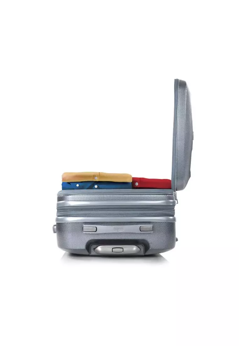 Vantage Luggage - 30"