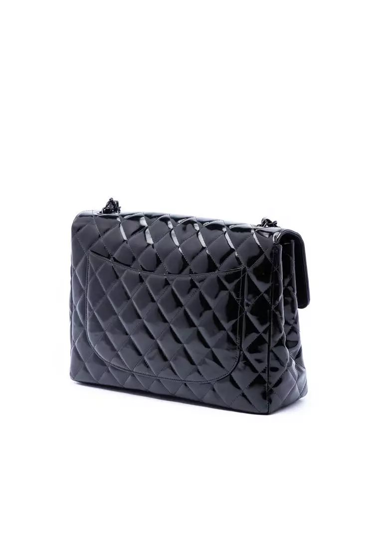 Pre-Loved Chanel Jumbo Classic Patent Single Flap