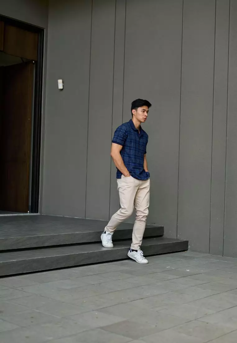 Kale / PARVIS Navy / Polo Shirt Pria / Atasan Kaos Polo Pria / Kaos Polo Berbahan Cotton Pique / Polo Shirt Slim Fit