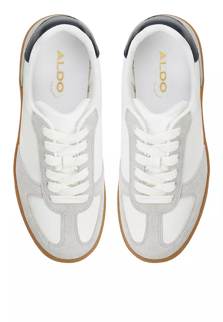 Deevale Sneakers