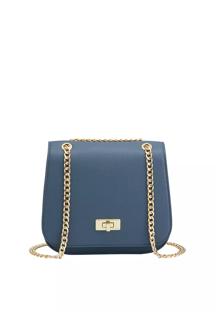 Effortless Shoulder Bag