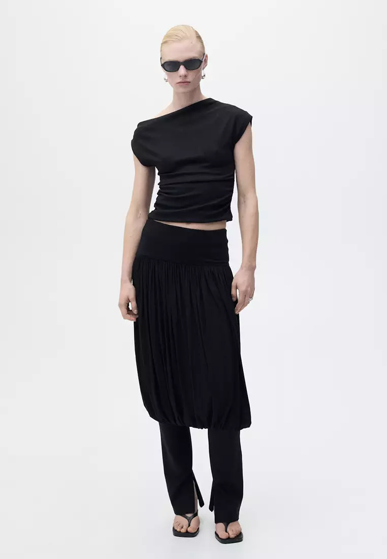 Asymmetrical Fitted Top