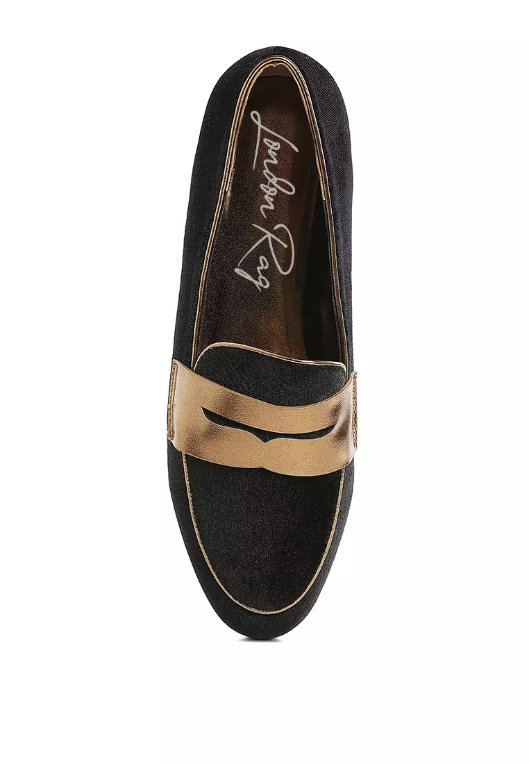 Sepatu Beludru Penny Strap Warna Hitam