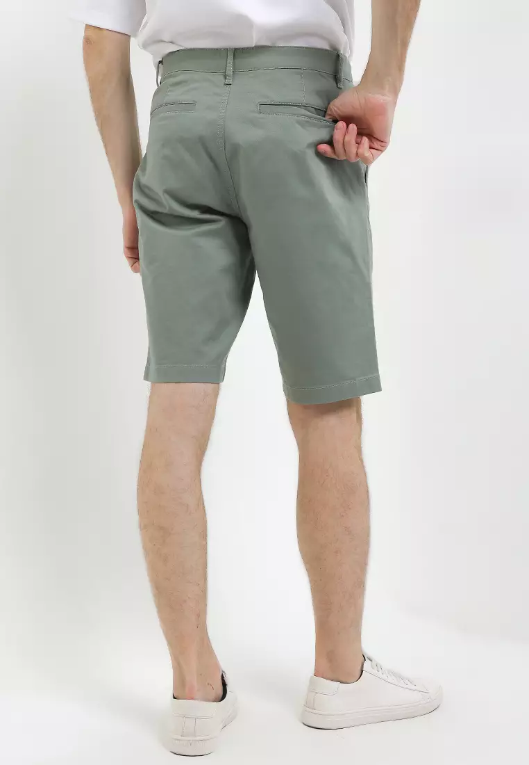 Giordano Men's Cotton Twill Shorts 0110520221