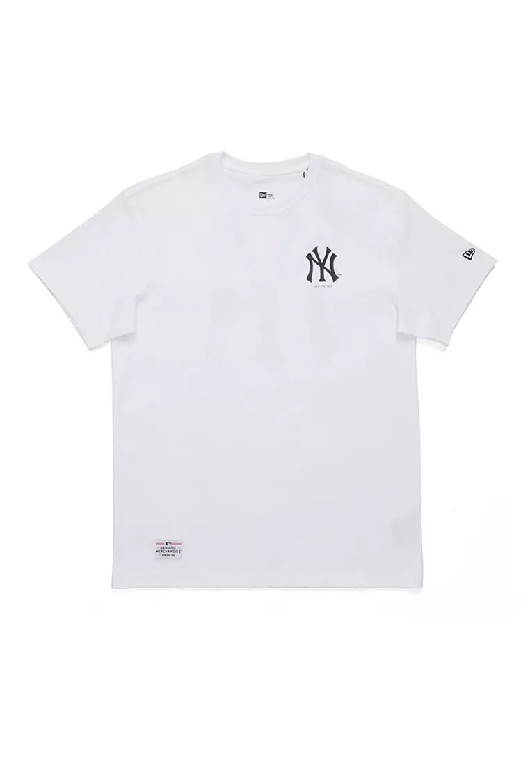 New Era New York Yankees archive patch t-shirt in off white