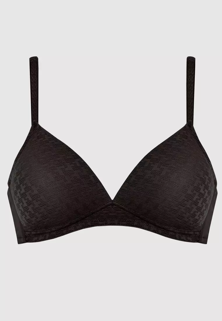 Discover Wolford bras Size 75C to create the cleavage of your dreams online