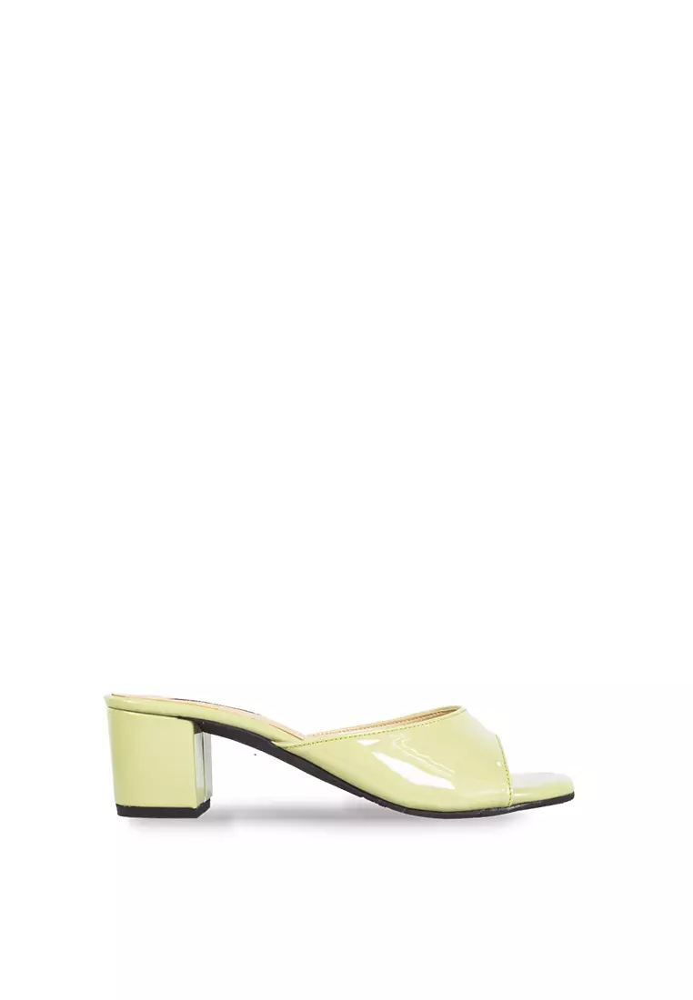 Discount on Zanea Shoes  shoes - SKU: Mules Slip-On